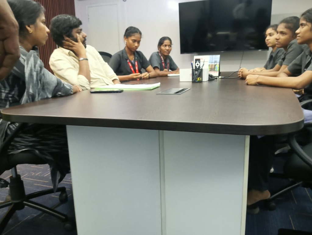 Discussion on Workplace Adaptation and Practical Learning