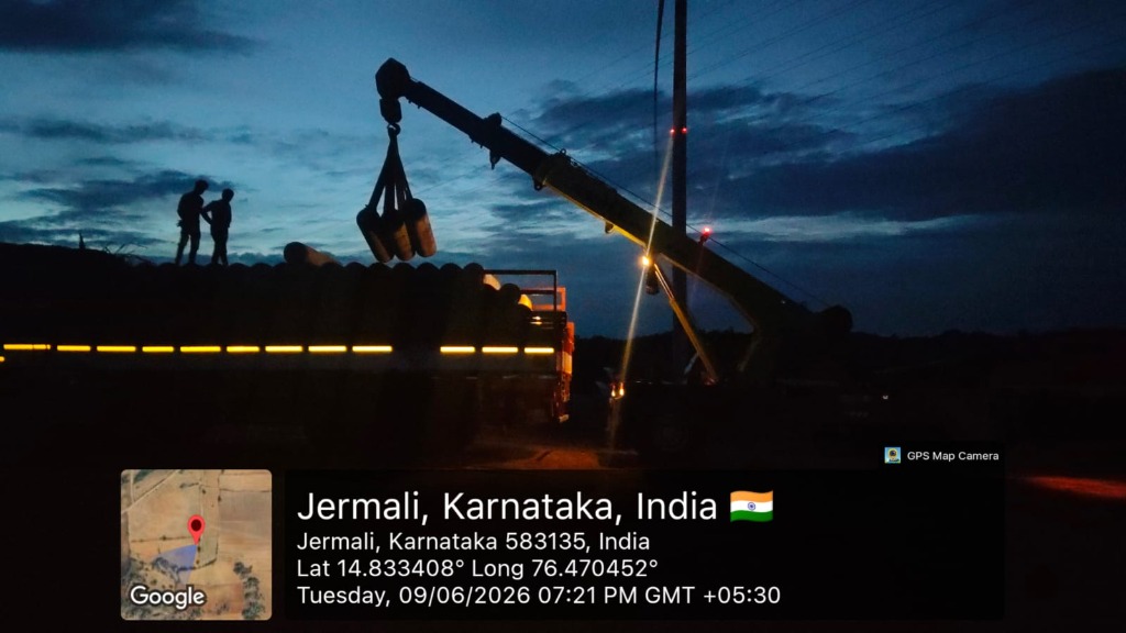 Night Mobile Crane Loading