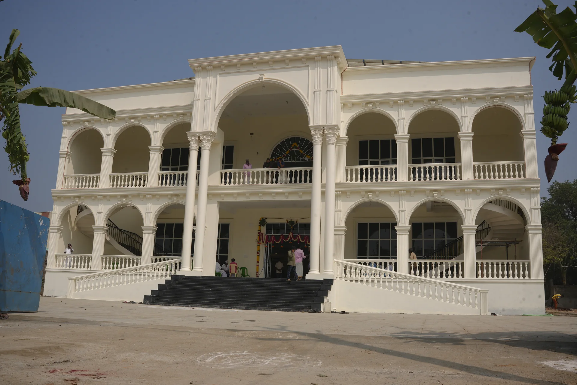 Grand Pillarless AC Mandapam
